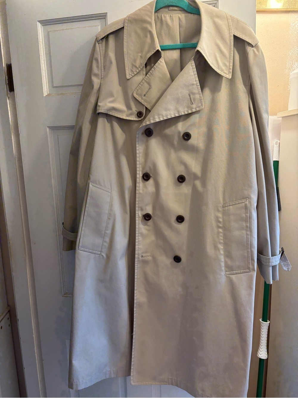 London Fog Men's Beige Double-Breasted Trench Coat